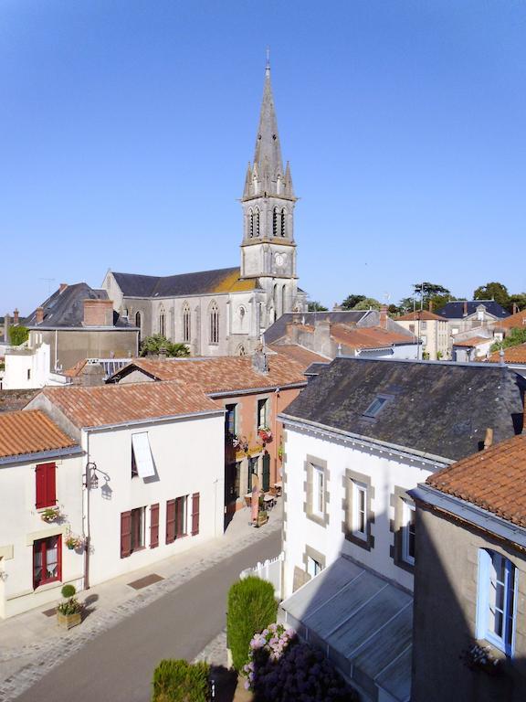 Le Petit Chateau - Tiffauges Proche Puy Dufou Экстерьер фото